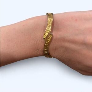 VTG 80s Monet Gold Cuff Bracelet